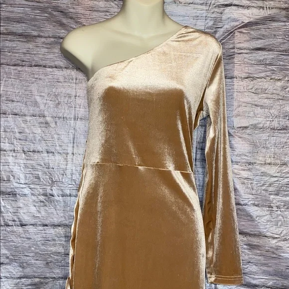 Prettygarden One Sleeve Velour Dress - Picture 4 of 10